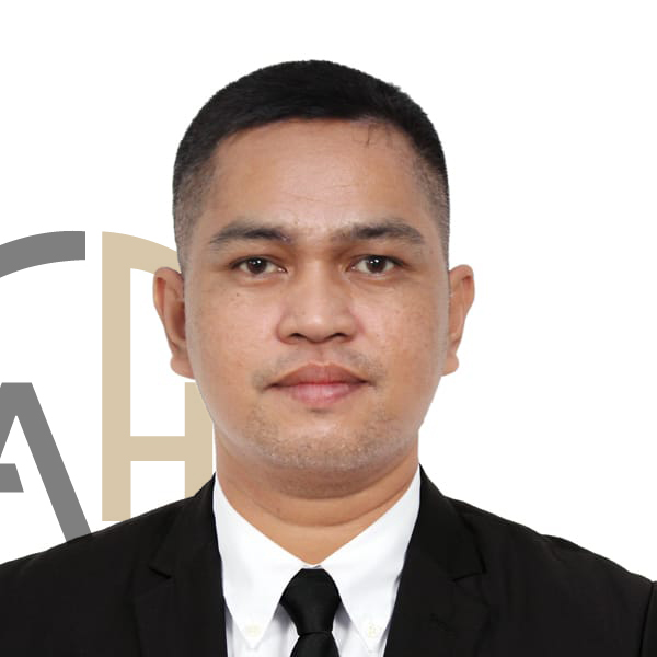 Augusta_Holding_Roger-Cruz